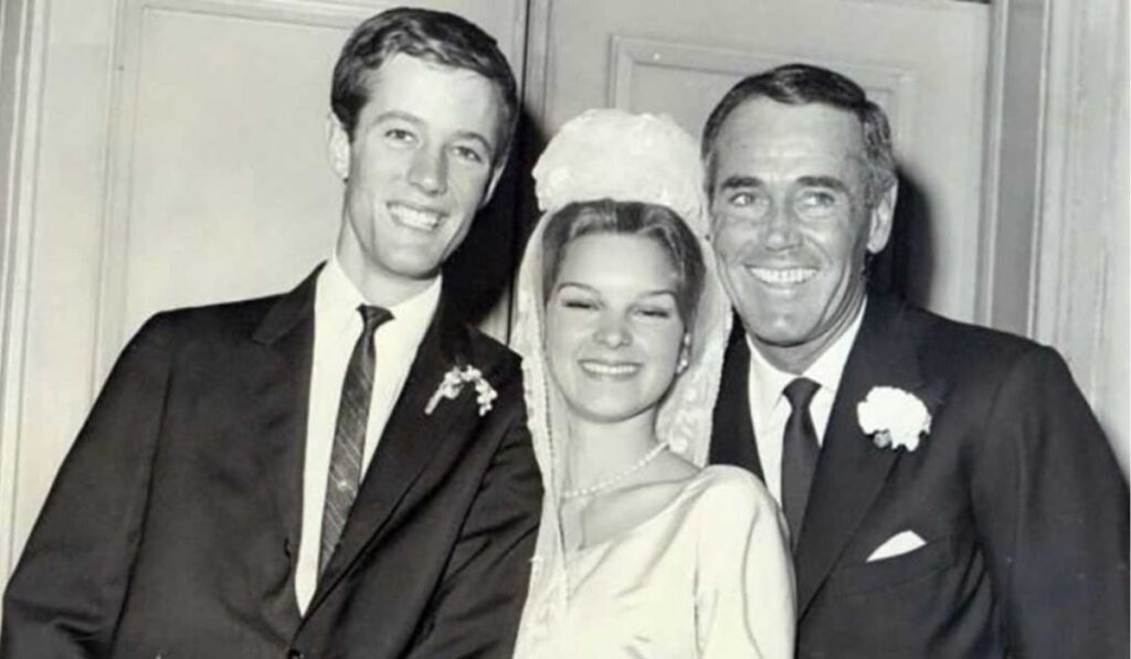 Frances de Villers Brokaw