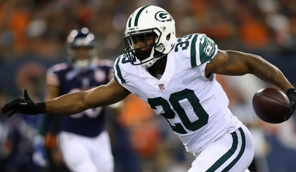 davante adams takes a swipe at the bears.