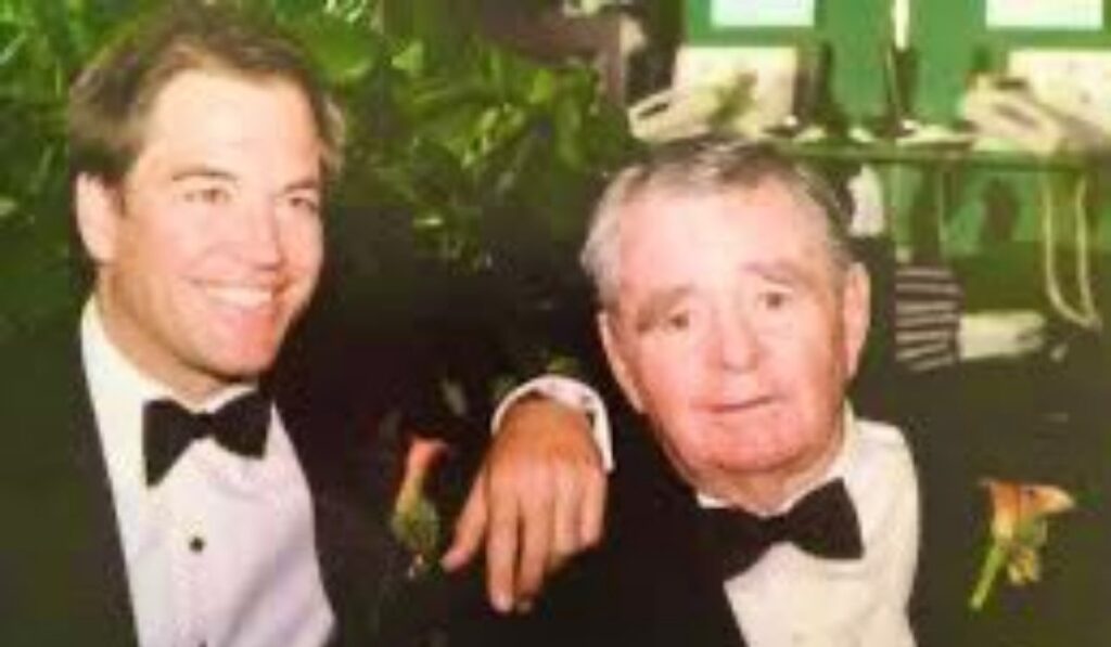 august manning weatherly