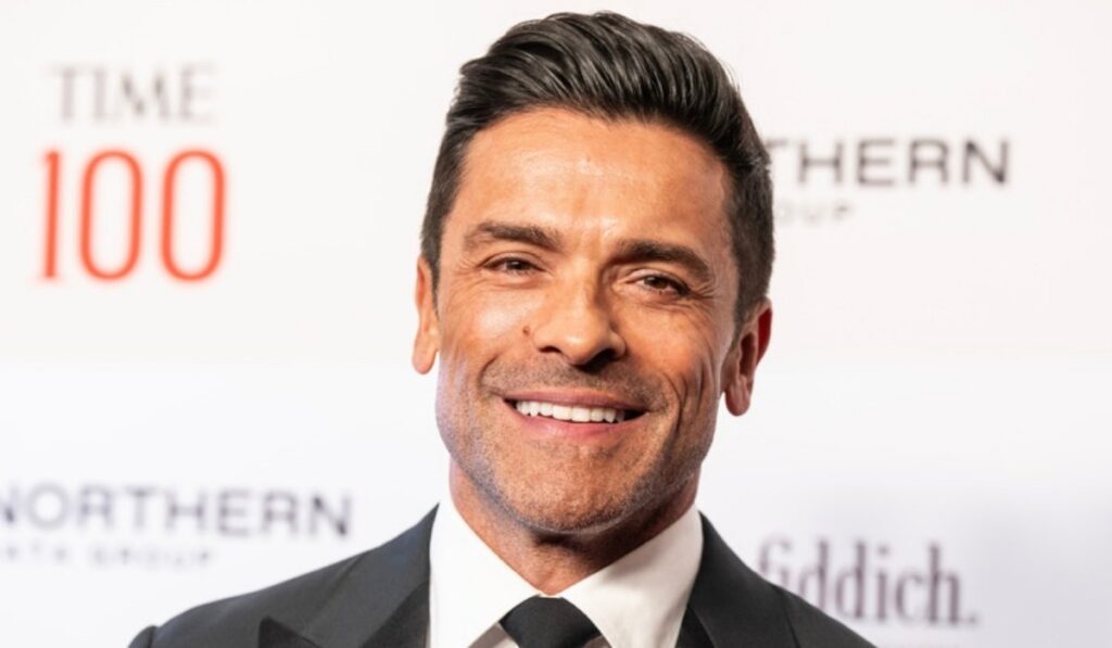 mark consuelos age